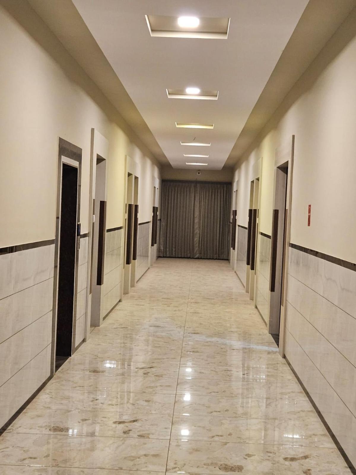 Majestic Inn Vasai-Virar City Exteriör bild