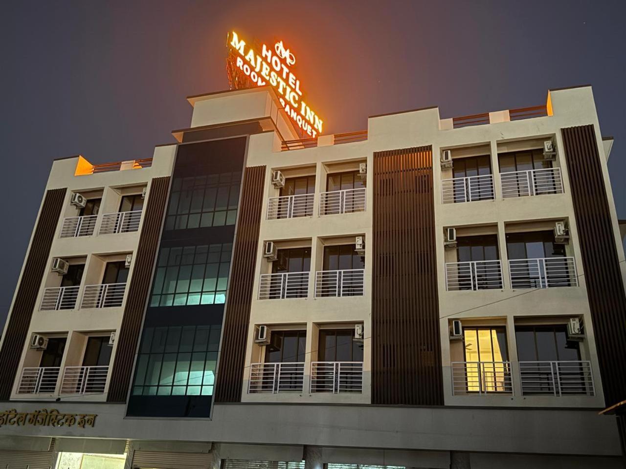 Majestic Inn Vasai-Virar City Exteriör bild